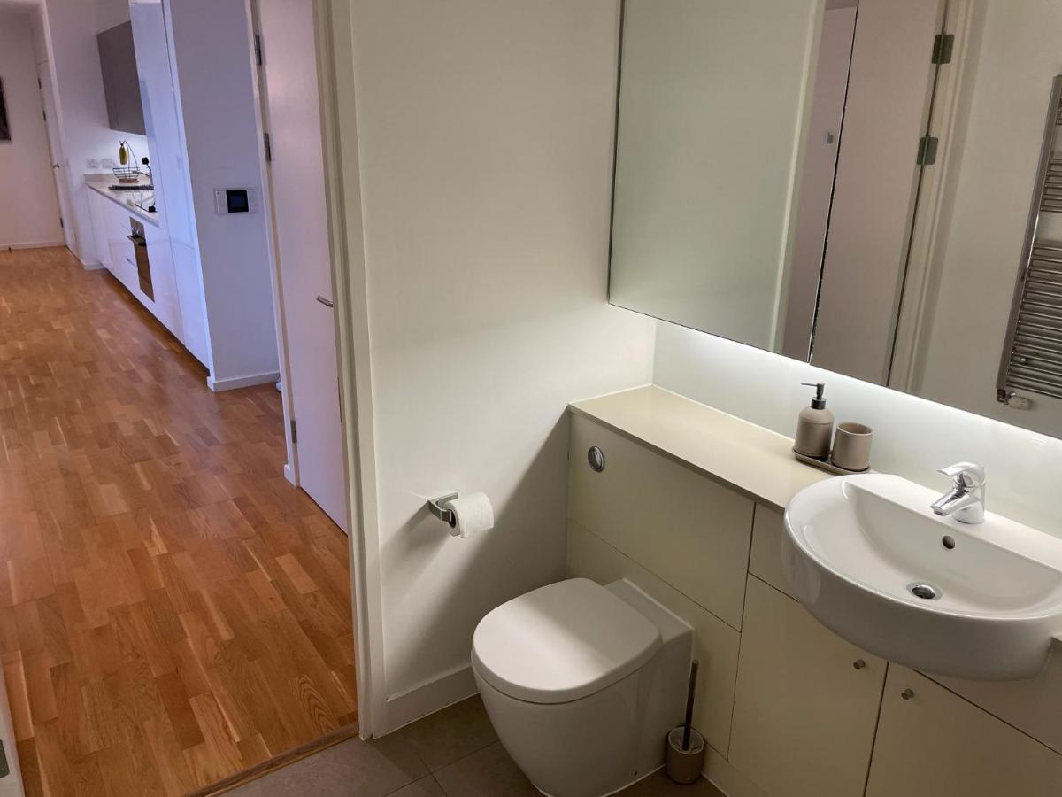 Luxury En-Suite Room Olympic Village In Shared Apartment Londres Exterior foto