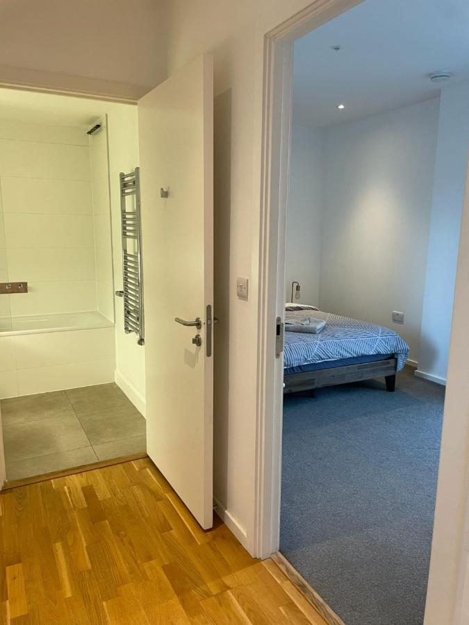 Luxury En-Suite Room Olympic Village In Shared Apartment Londres Exterior foto